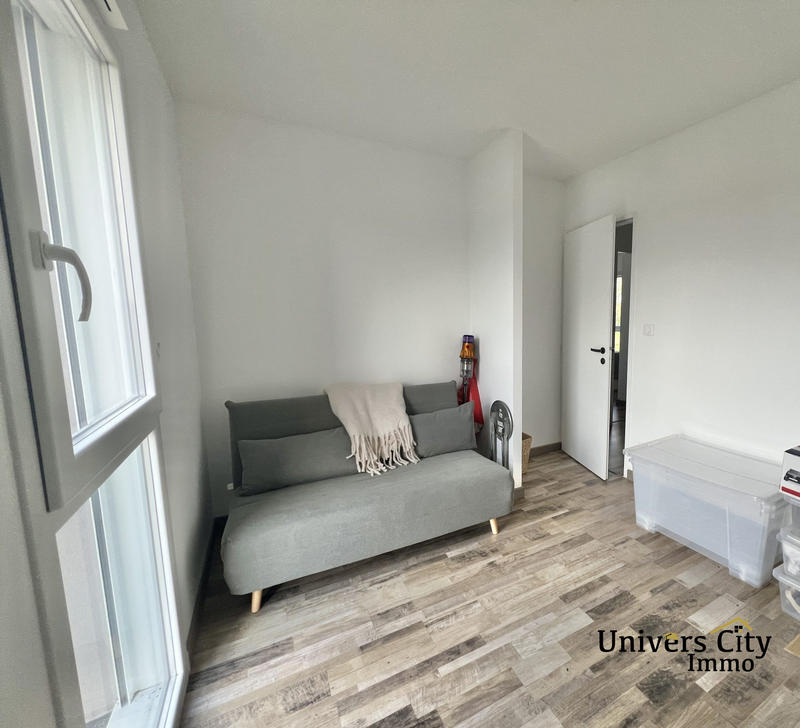 Maison contemporaine - 91 m² - 5 pièces