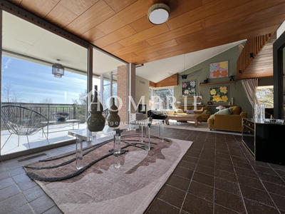 Maison - 215 m² - 7 pièces