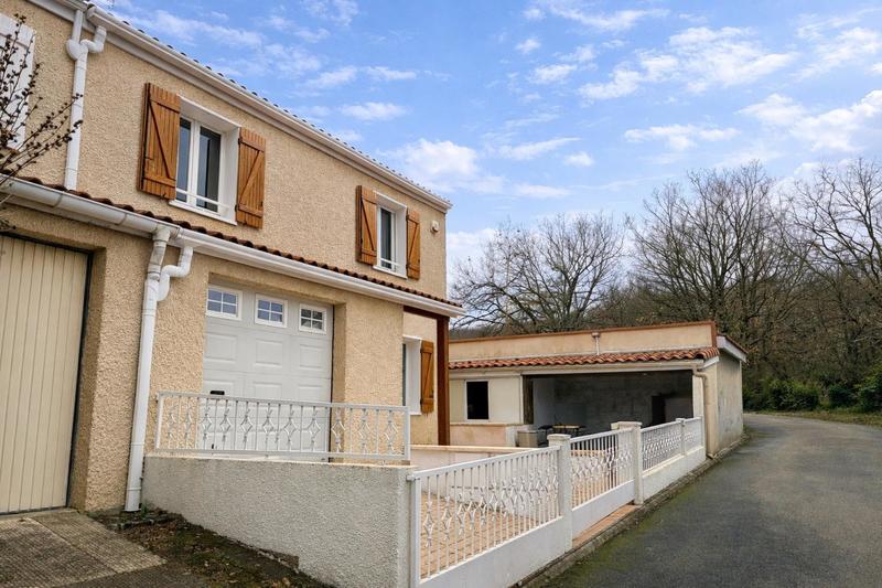 Maison - 110 m² - 4 pièces