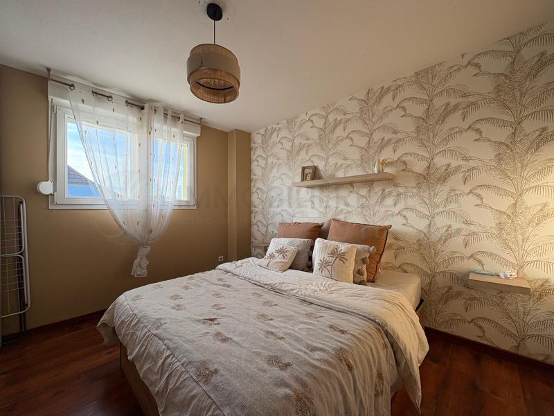 Maison - 98 m² - 4 pièces