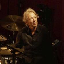 Simon Goubert “Background Trio”