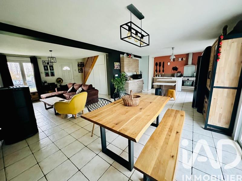 Maison - 149 m² - 6 pièces