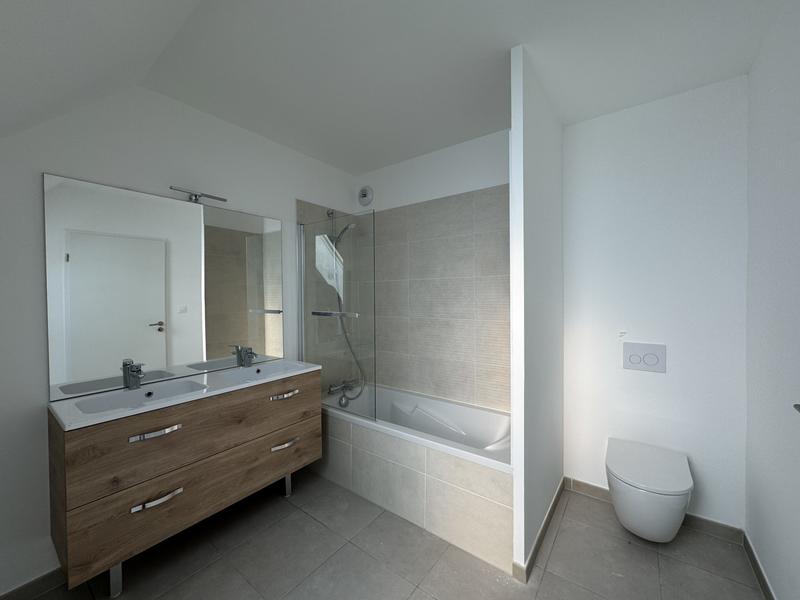 Appartement - 130 m² - 5 pièces