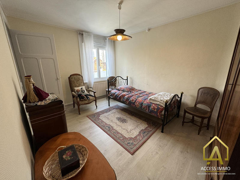 Maison - 90 m² - 7 pièces