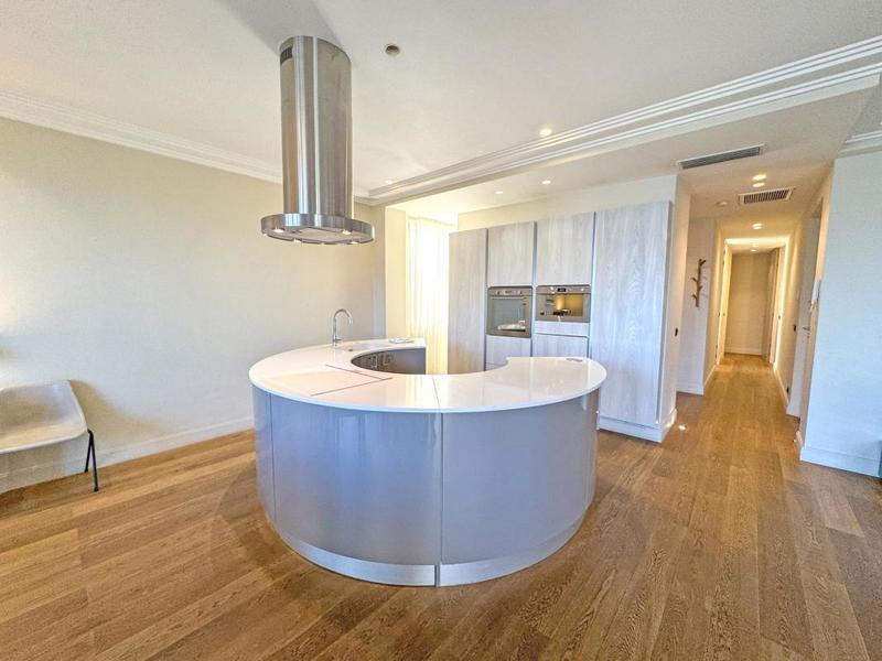 Appartement - 98 m² - 3 pièces