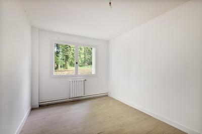 Propriété - 219 m² - 6 pièces
