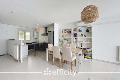 Appartement - 82 m² - 4 pièces