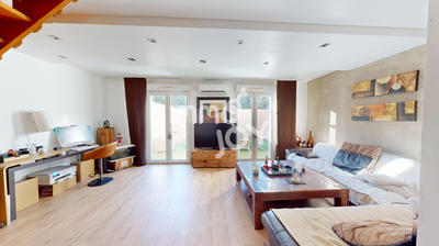 Maison - 83 m² - 4 pièces