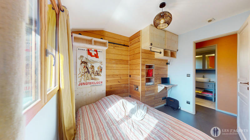 Maison - 100 m² - 6 pièces