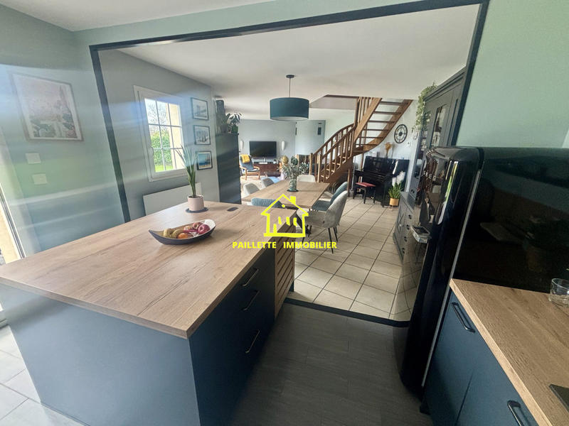 Maison contemporaine - 225 m² - 6 pièces