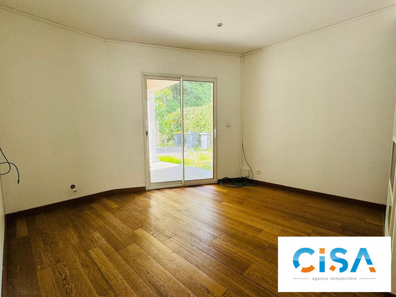 Maison - 165 m² - 7 pièces