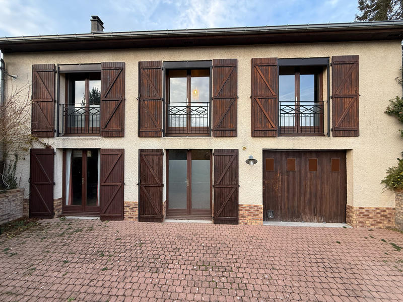Maison - 166 m² - 5 pièces