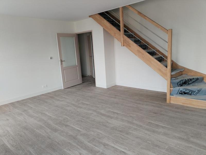 Appartement - 100 m² - 4 pièces