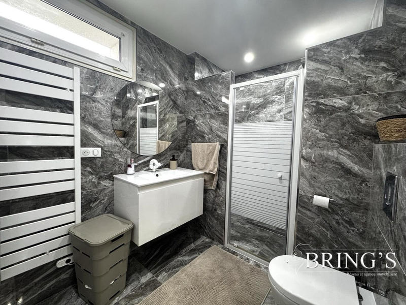 Maison - 100 m² - 5 pièces