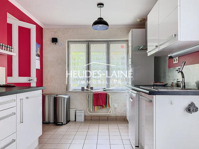 Maison - 309 m² - 12 pièces