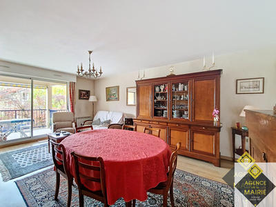 Appartement - 84 m² - 4 pièces