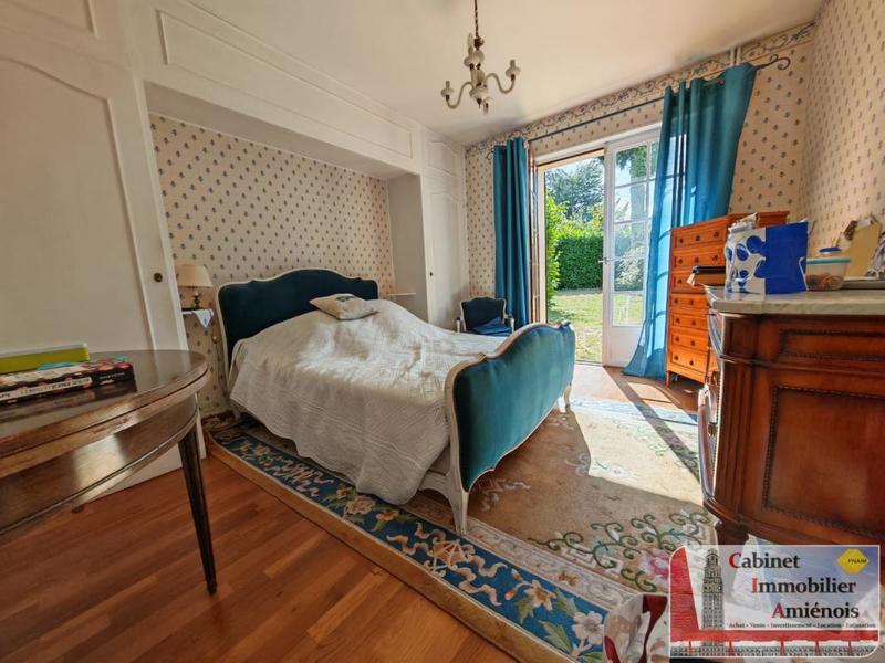 Pavillon - 154 m² - 7 pièces