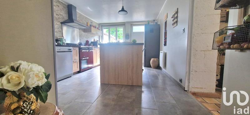 Maison - 212 m² - 6 pièces