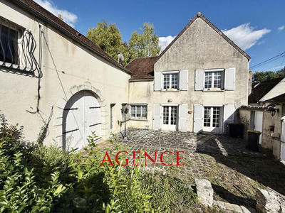 Maison - 140 m² - 5 pièces