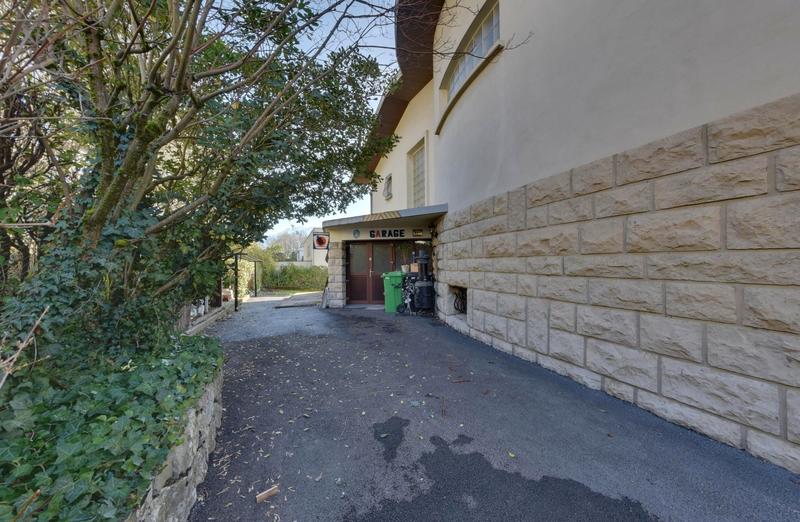 Maison ancienne - 174 m² - 7 pièces