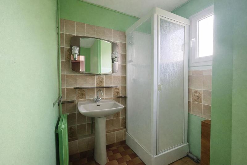 Maison - 102 m² - 5 pièces