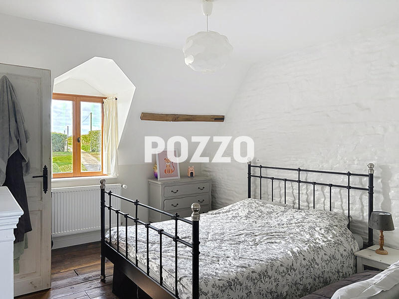 Maison - 234 m² - 7 pièces