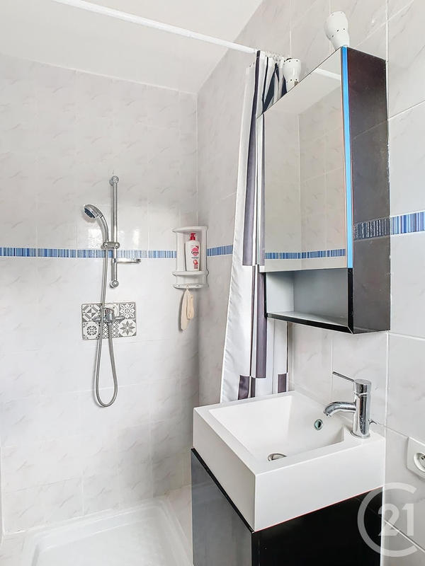 Maison - 142 m² - 6 pièces