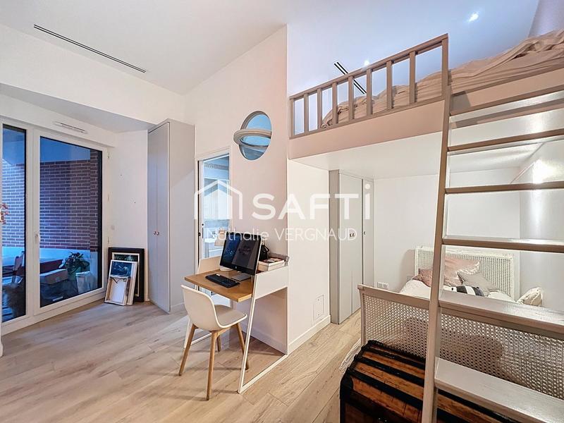 Appartement - 140 m² - 5 pièces