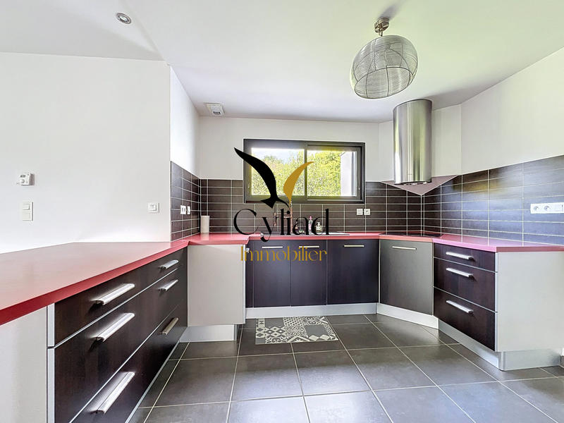 Maison contemporaine - 136 m² - 6 pièces