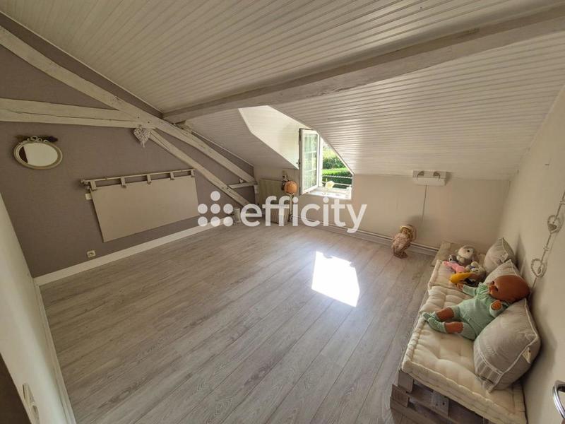 Maison - 175 m² - 9 pièces