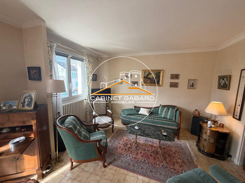 Maison traditionnelle - 91 m² - 4 pièces