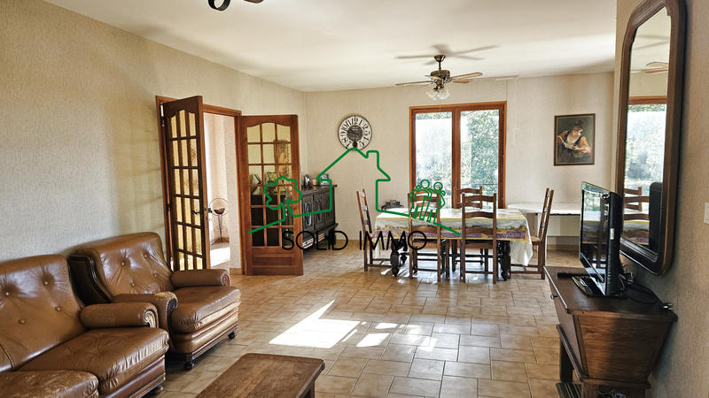 Maison - 196 m² - 8 pièces