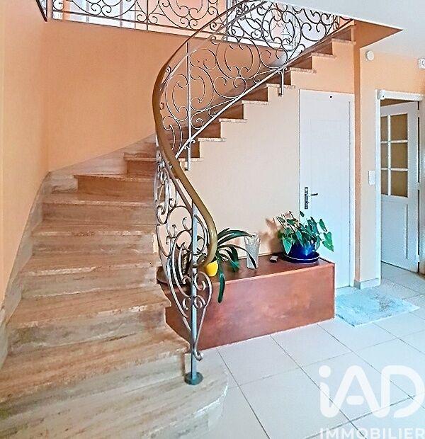 Maison - 165 m² - 7 pièces