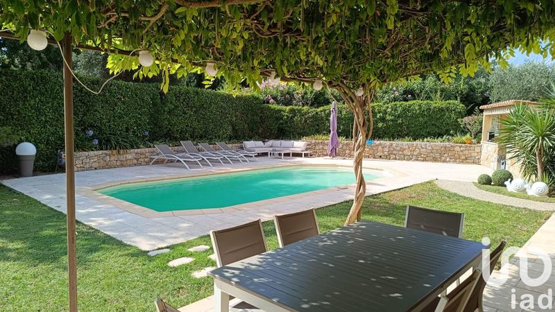 Maison - 197 m² - 7 pièces