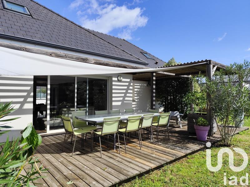 Maison - 195 m² - 7 pièces