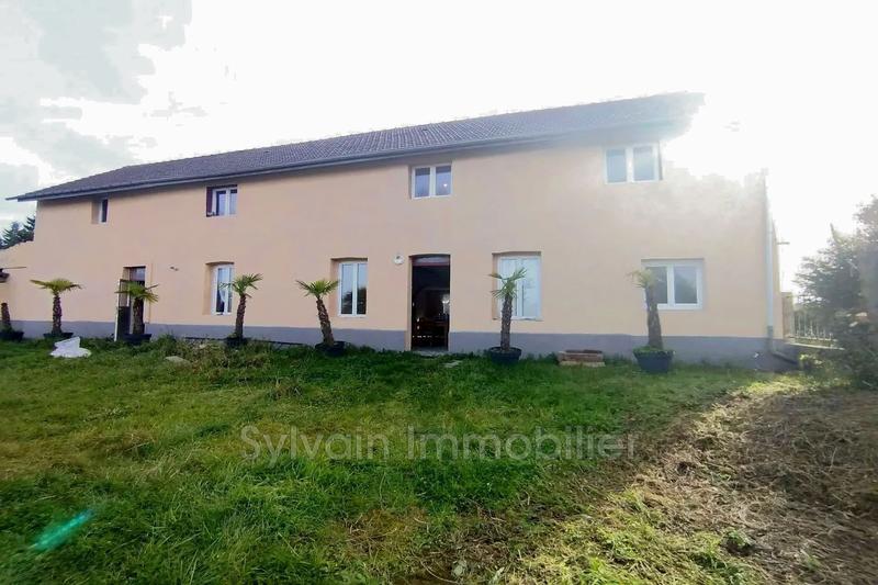 Maison - 187 m² - 7 pièces