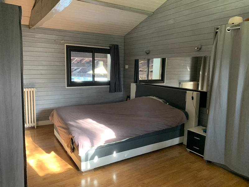 Maison - 219 m² - 6 pièces