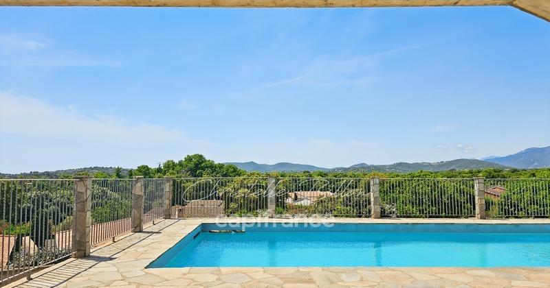Villa - 246 m² - 10 pièces