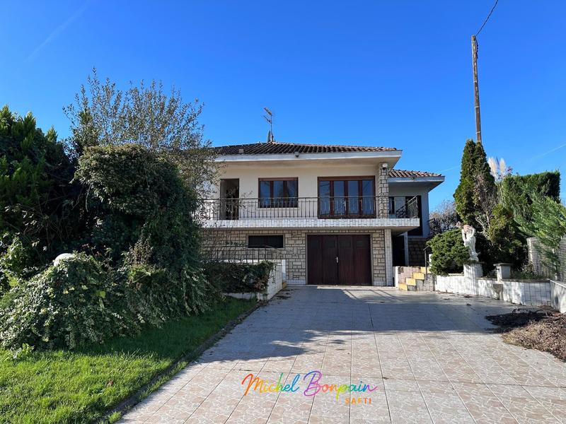 Maison - 117 m² - 6 pièces