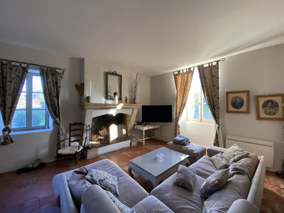 Maison - 623 m² - 22 pièces