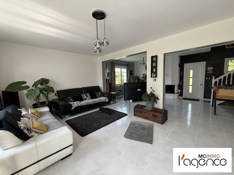 Maison traditionnelle - 170 m² - 6 pièces