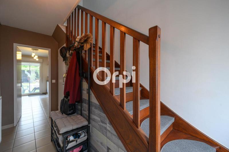 Maison - 98 m² - 4 pièces