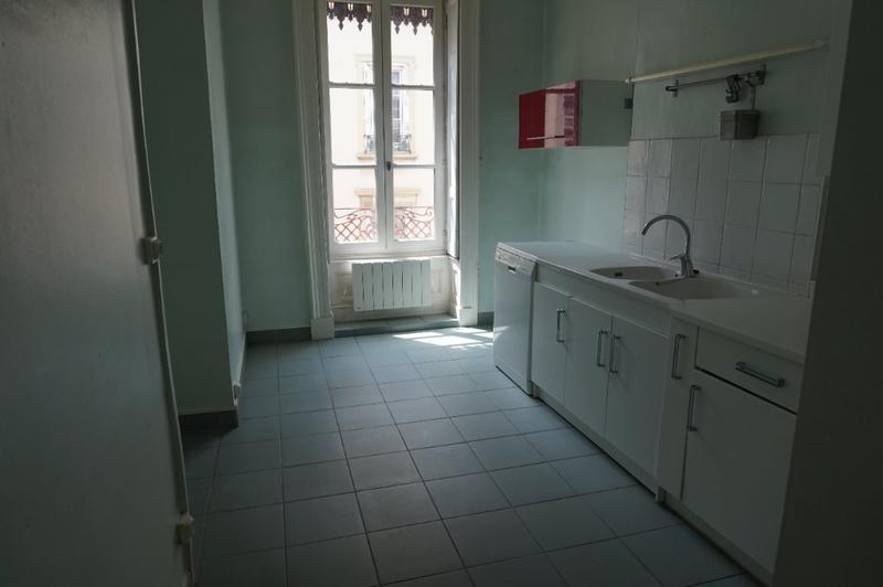 Appartement - 72 m² - 2 pièces