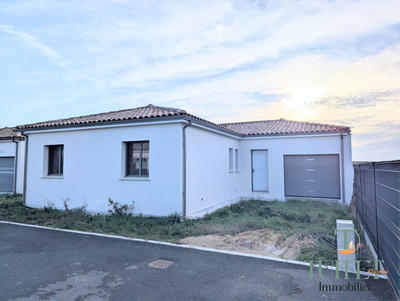 Maison - 92 m² - 4 pièces
