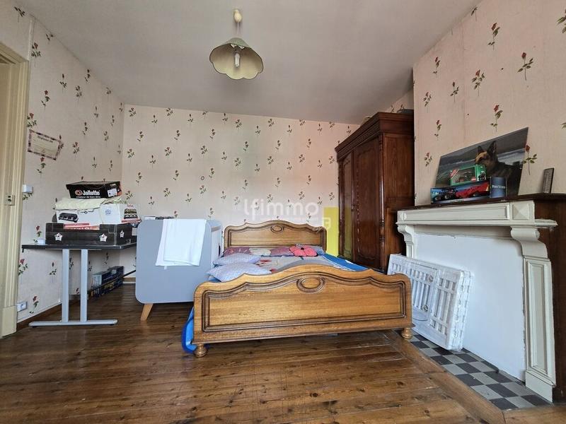 Maison - 221 m² - 12 pièces