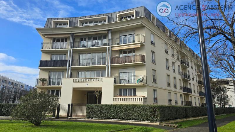 Appartement - 109 m² - 4 pièces