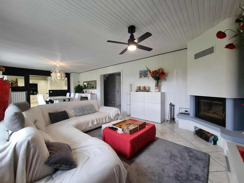 Maison traditionnelle - 200 m² - 7 pièces