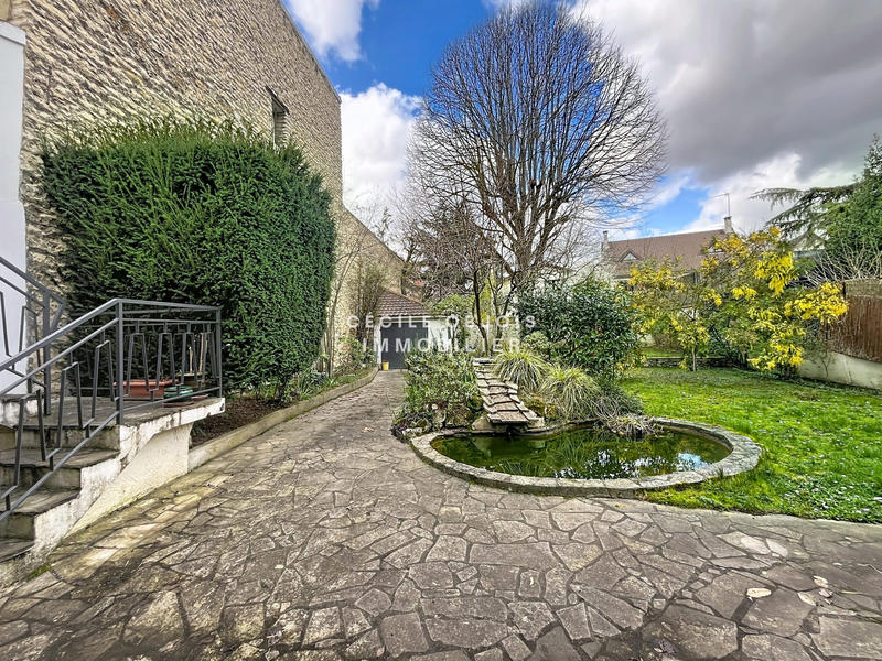 Maison - 135 m² - 6 pièces