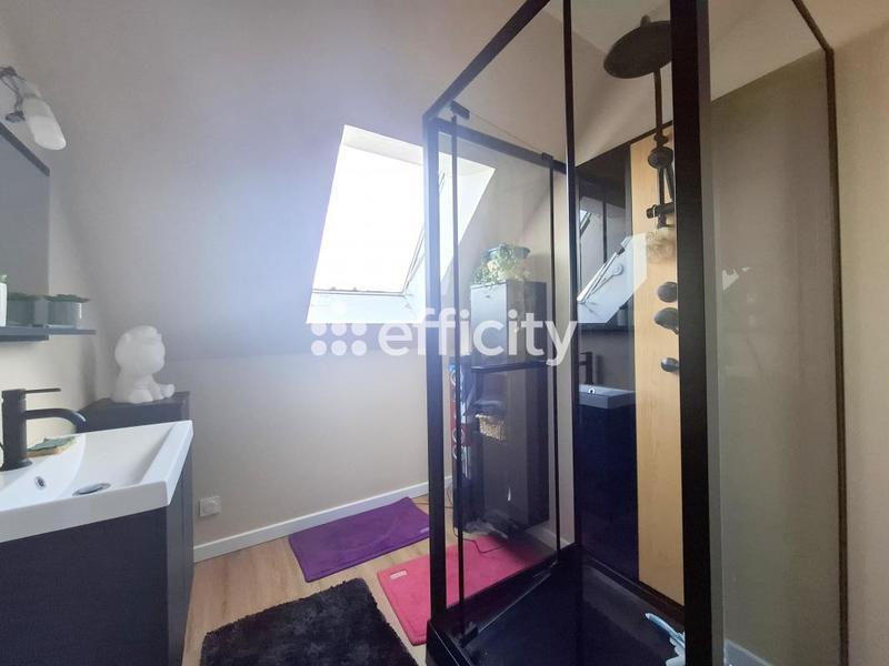 Pavillon - 186 m² - 7 pièces