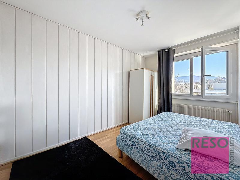 Appartement - 100 m² - 4 pièces